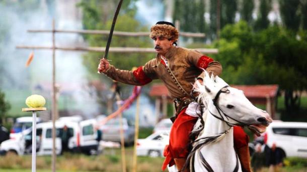 Hagyományőrző íjásztalálkozót rendeznek Ópusztaszeren