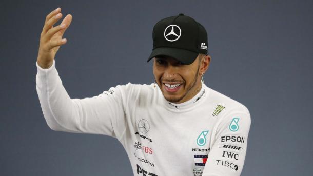 Formula 1 – Hamilton shënon fitoren e katërt radhazi në Çmimin e Madh të Japonisë