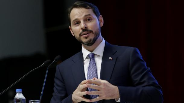 Erősebben fog kikerülni a török líra az árfolyamhullámzásból
