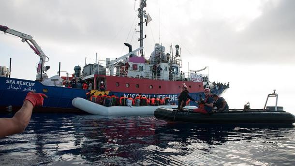Capitano di "Lifeline" accusa i governi europei di cercare di nascondere il bilancio delle vittime