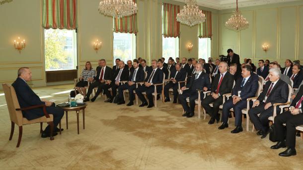دیدار اردوغان با نمایندگان سازمانهای مردم نهاد تورک در آلمان