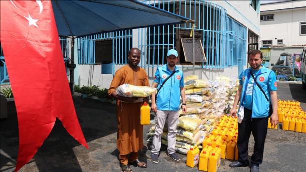 Turkiyya ta tallafa wa iyalai marasa galihu dubu 300,000 a Kano da Kaduna