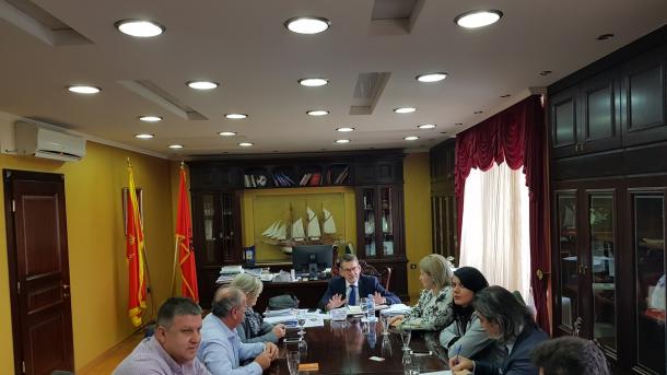 Loro Nrekiqi_Mostar_Tiran_Gjirokaster temsilcileri kabul etti.jpg