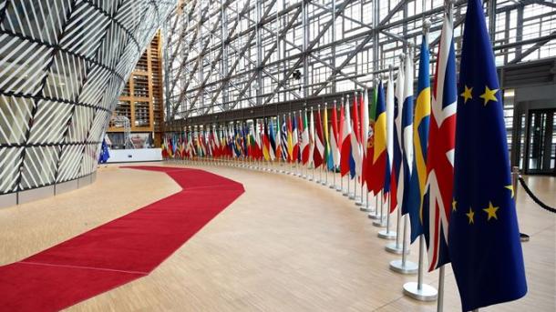 A UE estende suas sanções econômicas contra o regime sírio