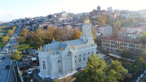 San Esteban, a "Igreja de Ferro" de Istambul, é reaberta após restauração detalhada