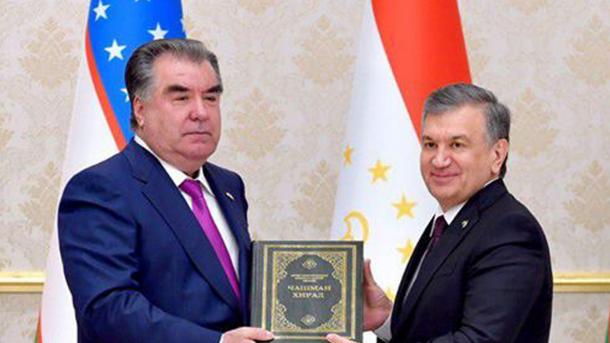 17 ýyl soň Täjigistan prezident derejeslinde Özbegistana ilkinji sapar guraldy