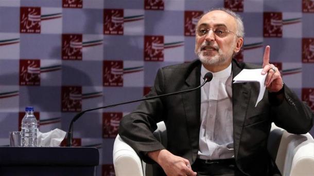 Irán nem akarja felbontani az atomszerződést
