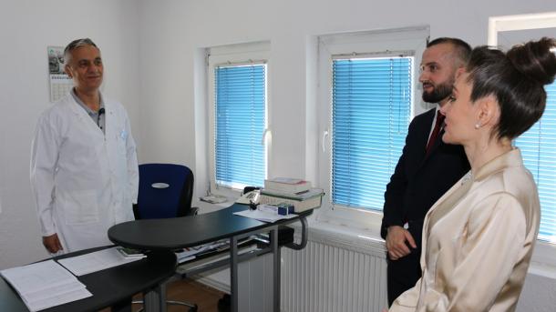 tika-dan kosova-ya tıbbi malzeme yardımı-human care4.jpg
