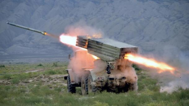 В Азербайджане проходят широкомасштабные военные учения