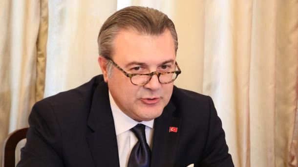 türkiye-nin tiran büyükelçisi murat ahmet yörük_01.jpg