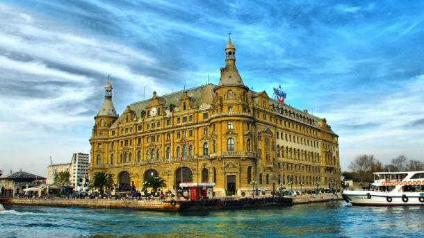O Terminal de Haydarpasa é um símbolo histórico de Istambul