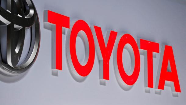 Toyota do të dërgojë në Hënë eksplorues me motor hibrid