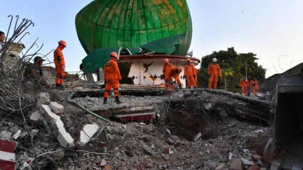 Perkembangan Gempa Bumi Lombok