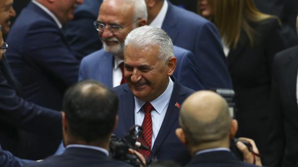 Kryeministri Yildirim: Rezultati i referendumit duhet të respektohet nga të gjithë