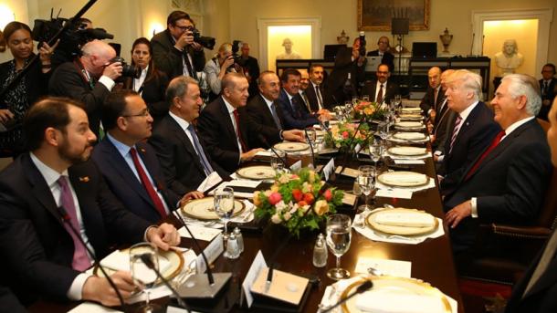 د اردوغان او ټرامپ لومړنۍ مخامخ لیدنه..