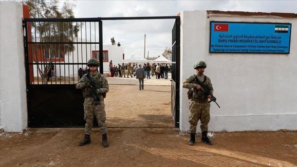 Syrie : La Turquie rouvre une école à Tell Abyad