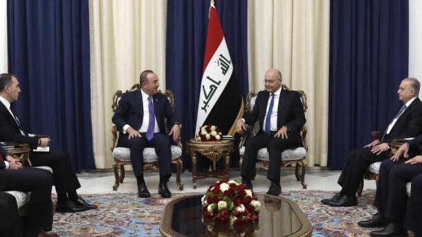 Ministro Cavusoglu in visita a Baghdad