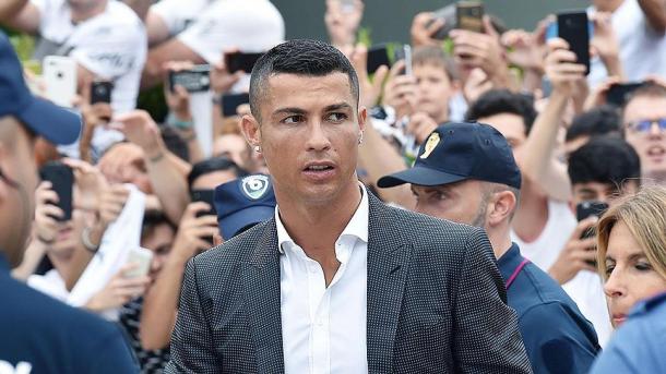 Ronaldo: Ina son kafa tarihi a Juventus