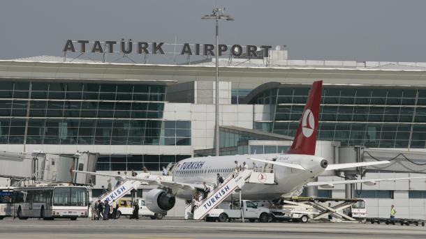 アルスラン運輸海事通信大臣 「第3空港完成後、アタチュルク空港は催事会場として利用」
