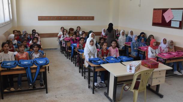 Que tipo de estratégia de educação?