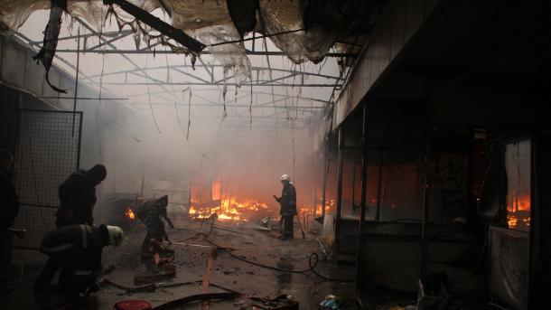 tuzla pazar yangini 1.jpg