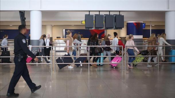 Amerika vë në zbatim ndalimin e vizave për nënshtetasit e 6 vendeve myslimane