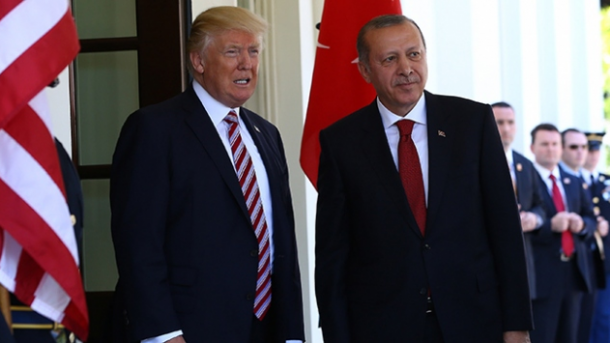 трамп әрдоғанға тәзийә билдүрди