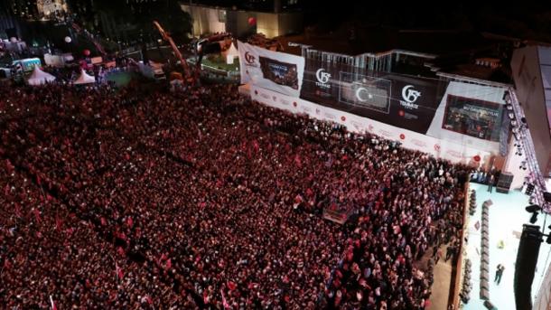 Erdoğan 15-Temmuz3.jpg