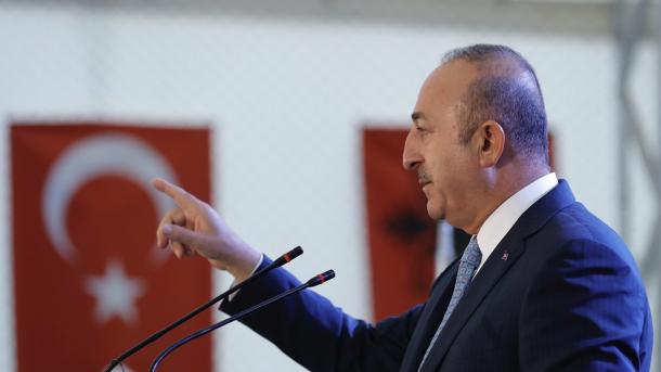 Mevlüt Çavuşoğlu Arnavutluk-ta Türkiye Maarif Vakfı Okulu “New York Okulları”_2.jpg