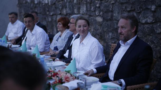 Izetbegović i Zvizdić poručili iz Stoca: Slijedi period boljih odnosa BiH i Srbije