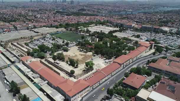 istanbul kislasi kutuphane 1.jpg