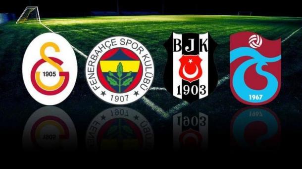 【サッカー スポルトト・スペルリグ】 4大チームの対戦日程決定