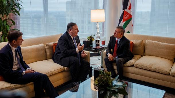 Pompeo bisedoi me Mbretin e Jordanisë për Palestinën