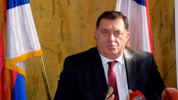 Ambasada amerikane në Bosnjë nuk i jep vizë liderit serb Milorad Dodik