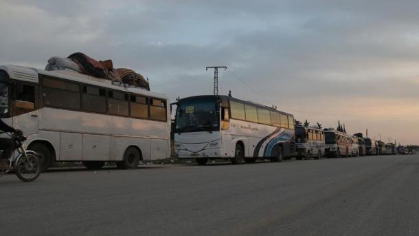 Siri - Të evakuuarit nga Duma arrin në Al-Bab
