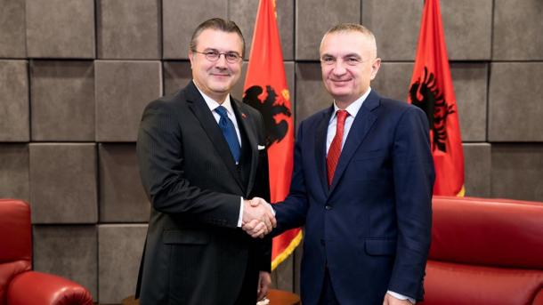 Murat Ahmet Yörük_ilir meta.jpg