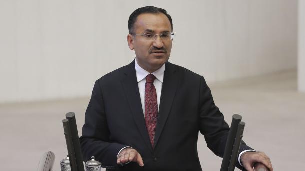 Bozdag: Gulen përgatitet të arratiset nga ShBA