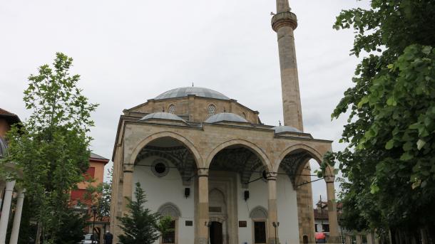 Kosova Priştine-deki Sulltan Mehmet Fatih Camii