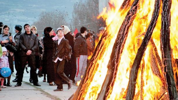 چهارشنبه سوری، آخرین شب چهارشنبه سال
