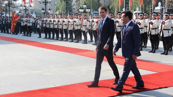 Sebastian Kurz - Zoran Zaev Makedonya 02.jpg