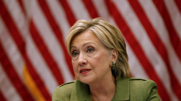 Clintonovoj pozlilo na obilježavanju 15. godišnjice napada na "blizance"