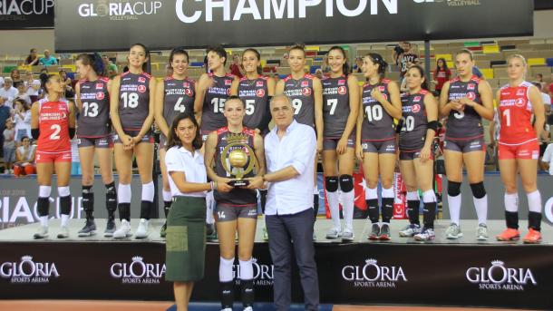 a milli kadin voleybol takimi1.jpg