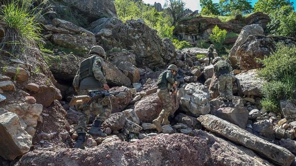 Turkiyada oxirgi bir hafta mobaynida terroristlarga qarshi 950 amaliyot uyushtirildi