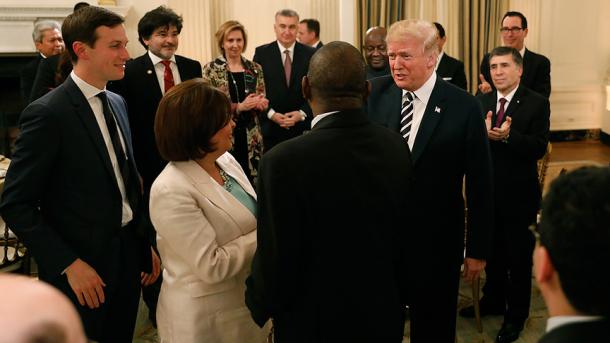 Trump Anjurkan Acara Iftar di White House untuk Kali Pertama