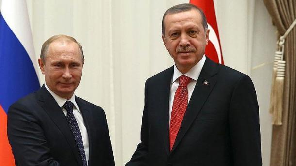 エルドアン大統領、ロシアのプーチン大統領とシリア問題について電話会談