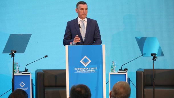 Kadri Veseli_5.Büyükelçiler Konferansında.jpg