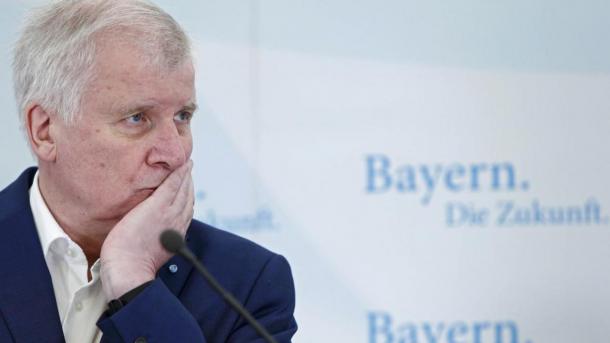 Abgeschobener erhängt sich in Kabul - Druck auf Seehofer wächst
