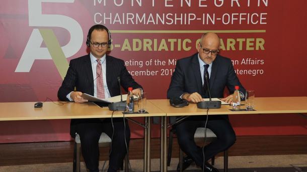 Ditmir Bushati_Srgjan Darmanoviq.jpg