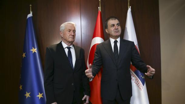 Kettős mércét alkalmaz az EP a szíriai civilek kapcsán