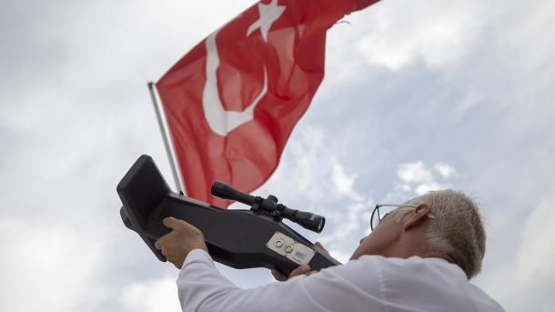 Turqia e fuqizon Shqipërinë me antidronë